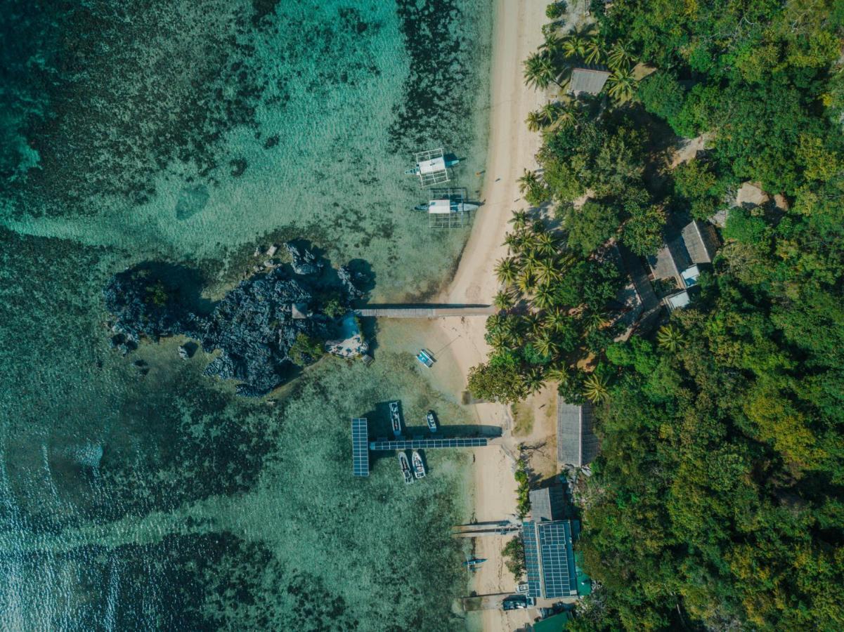 Sangat Island Dive Resort Coron Exterior photo