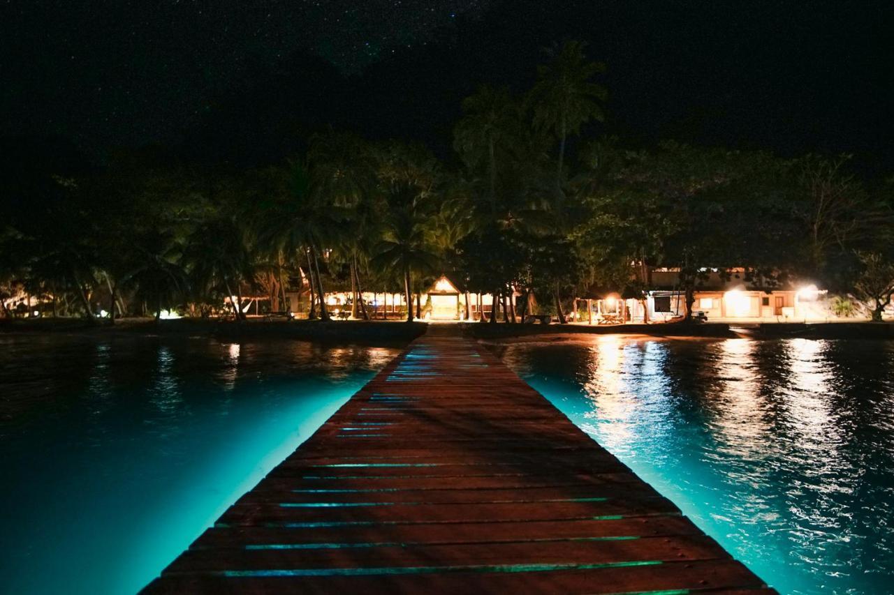 Sangat Island Dive Resort Coron Exterior photo