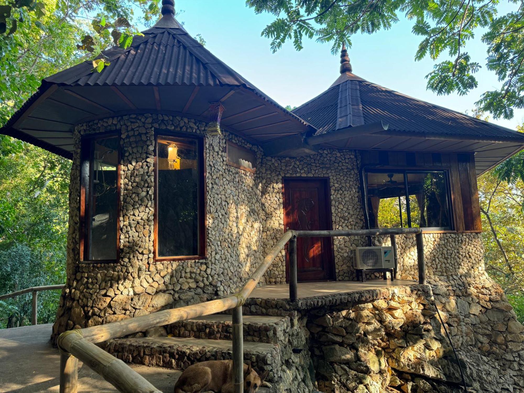 Sangat Island Dive Resort Coron Exterior photo